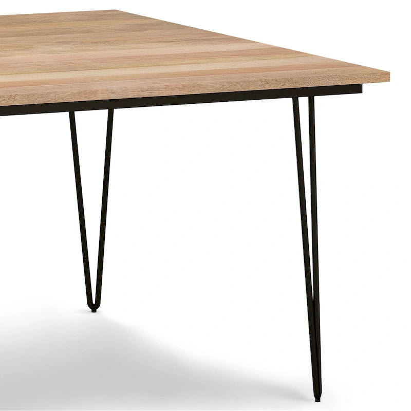 Table à manger en bois de style industriel